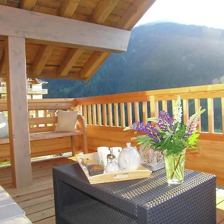 Cozy Holiday Home In Valfr Jus Near Ski Lift Holiday home *