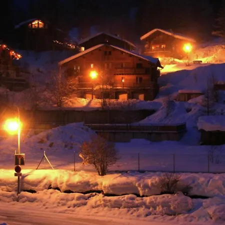 Cozy Holiday Home In Valfr Jus Near Ski Lift