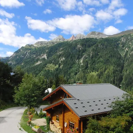 Holiday home Cozy Holiday Home In Valfr Jus Near Ski Lift *